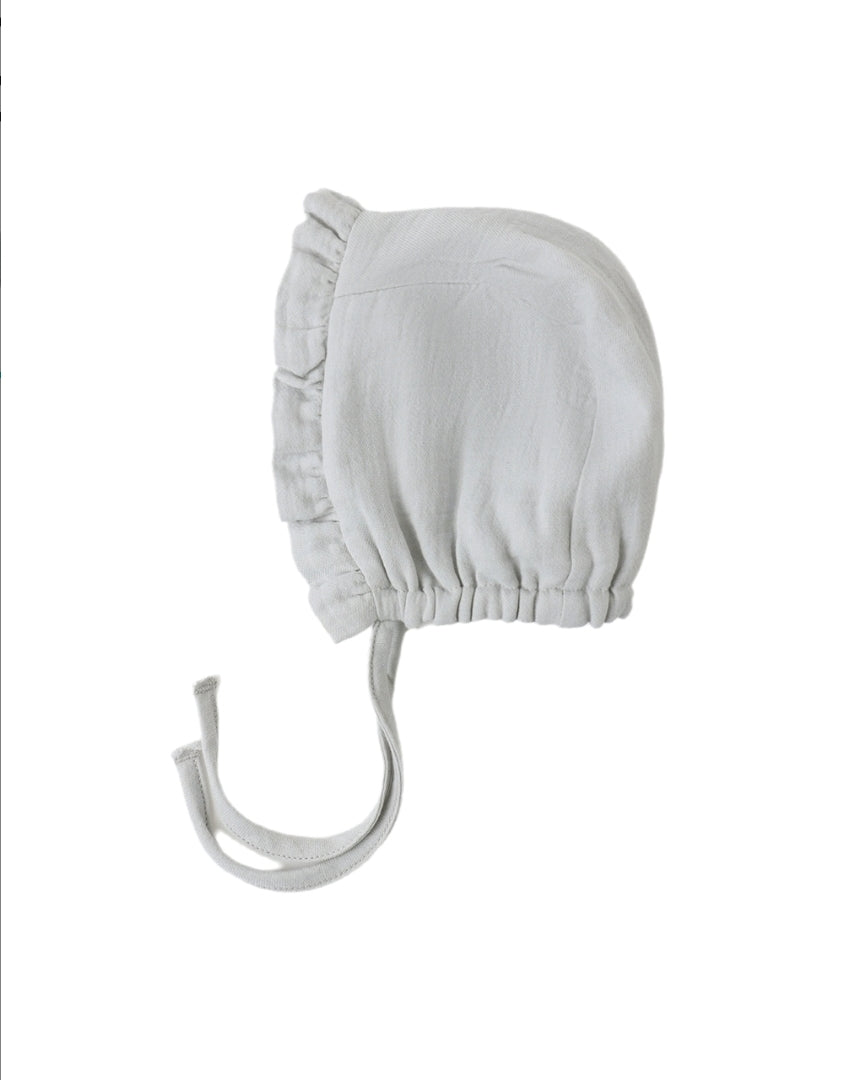 Sky Ruffle Bonnet