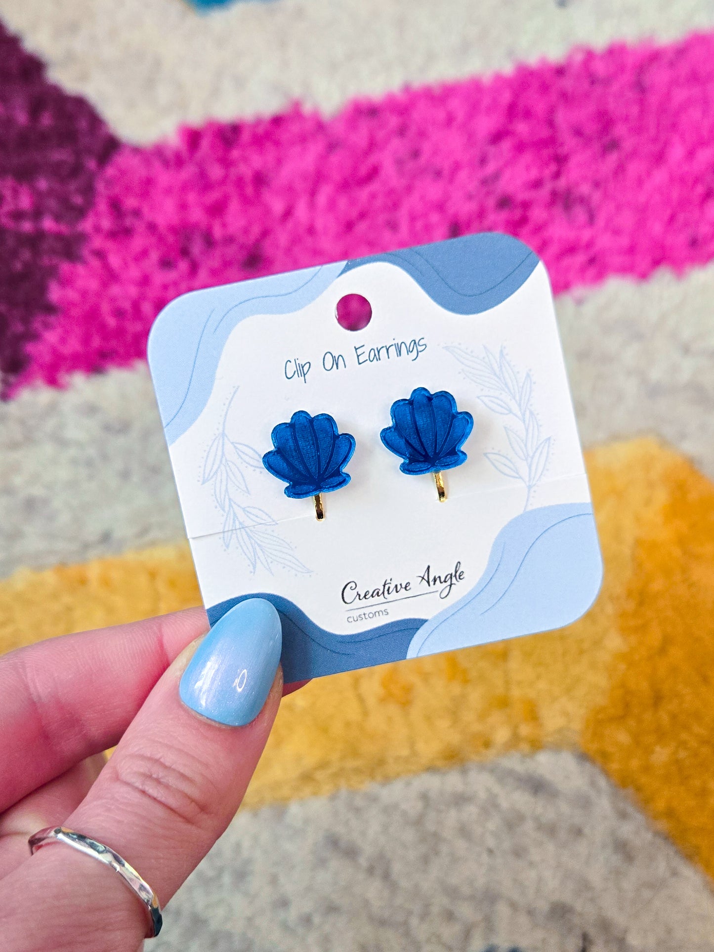 Seashell Clip On Earring