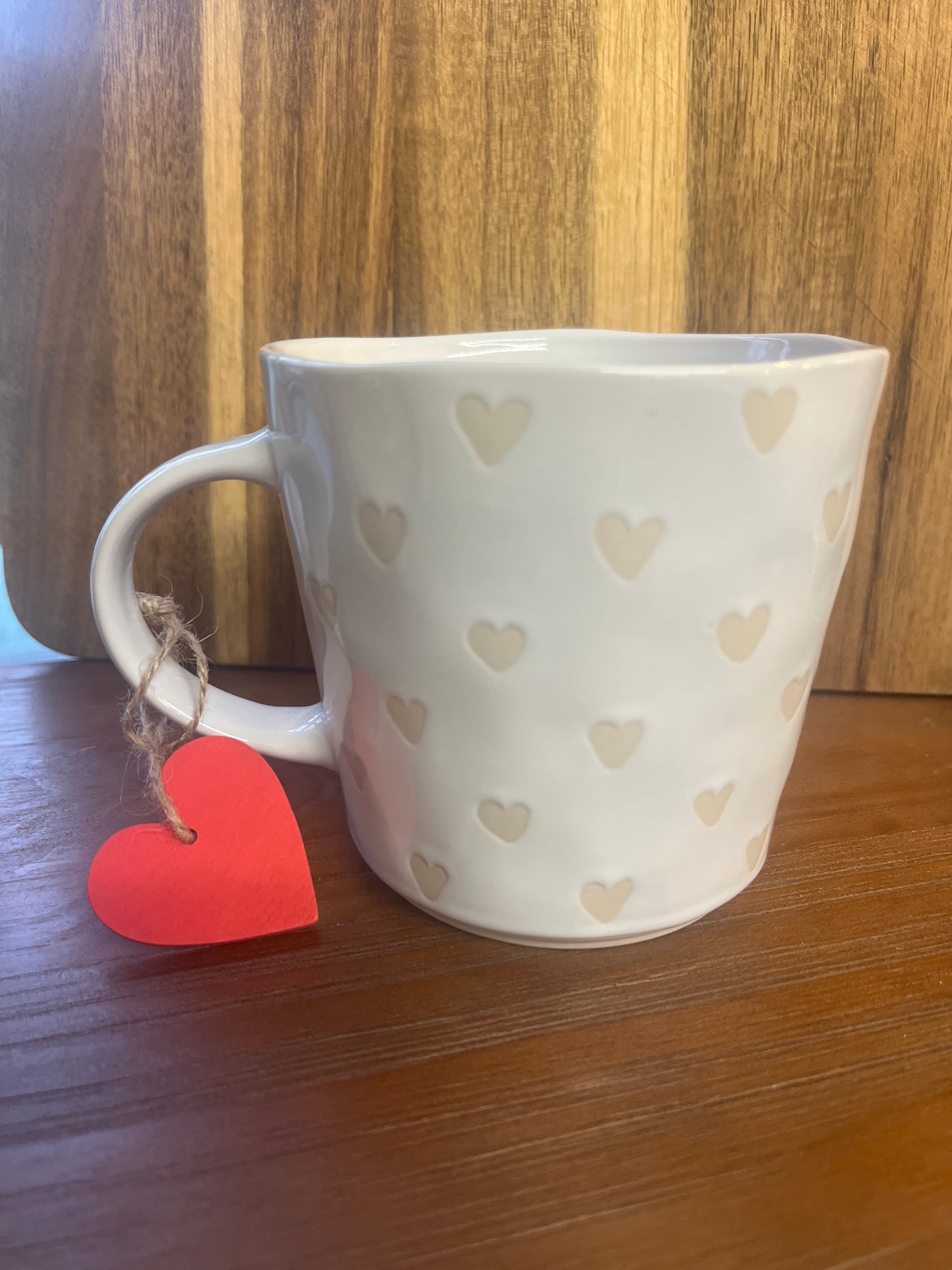 Beige Heart Mug with Red Accessory