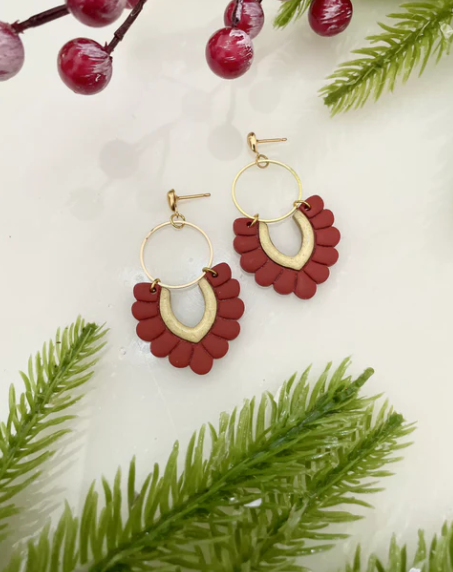 RED AND GOLD UPSIDE DOWN DANGLE ARCH