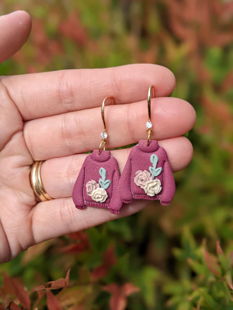 DANGLE BURGANDY SWEATHER