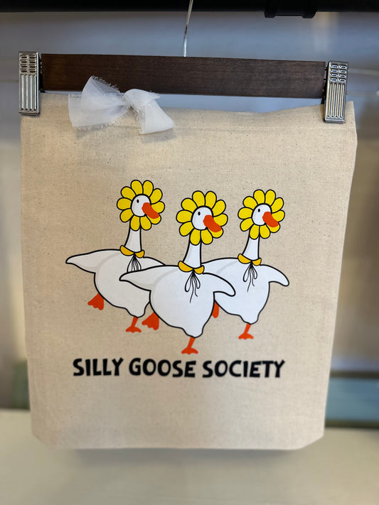 Goose Collection Totes