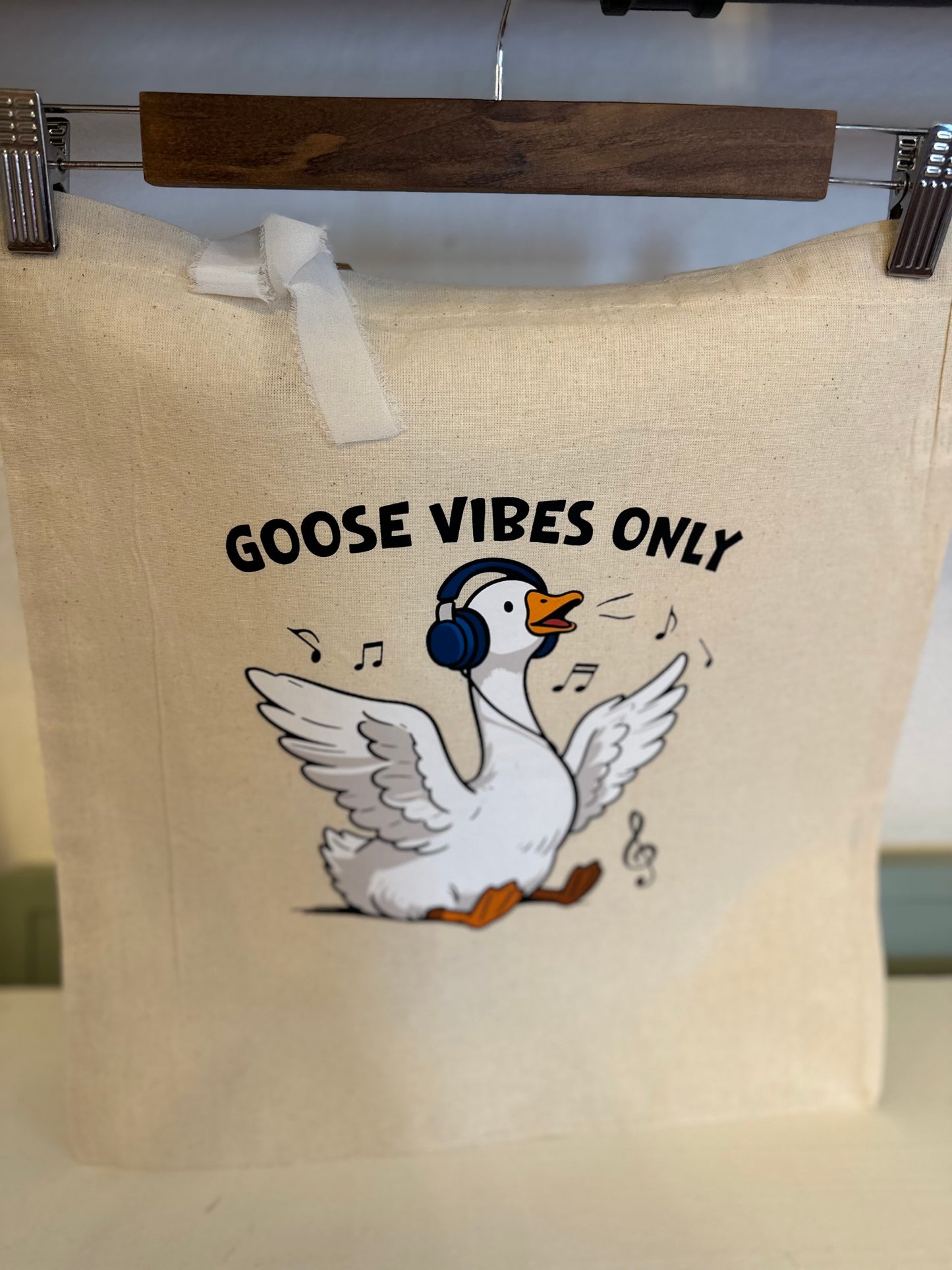 Goose Collection Totes