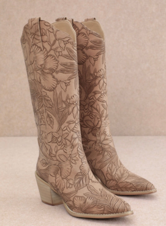 Flora Boot