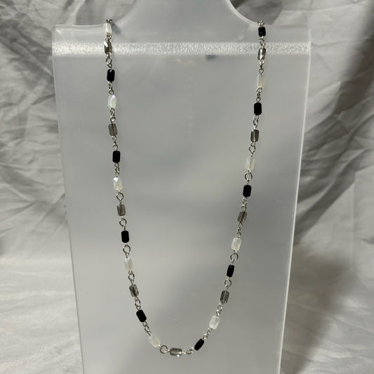 B&W Beaded Necklace