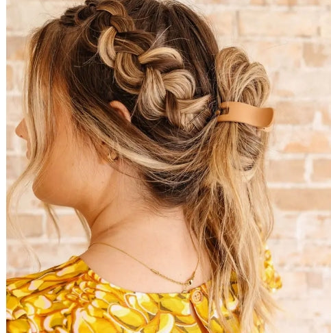 Matte Ponytail Claw Clip