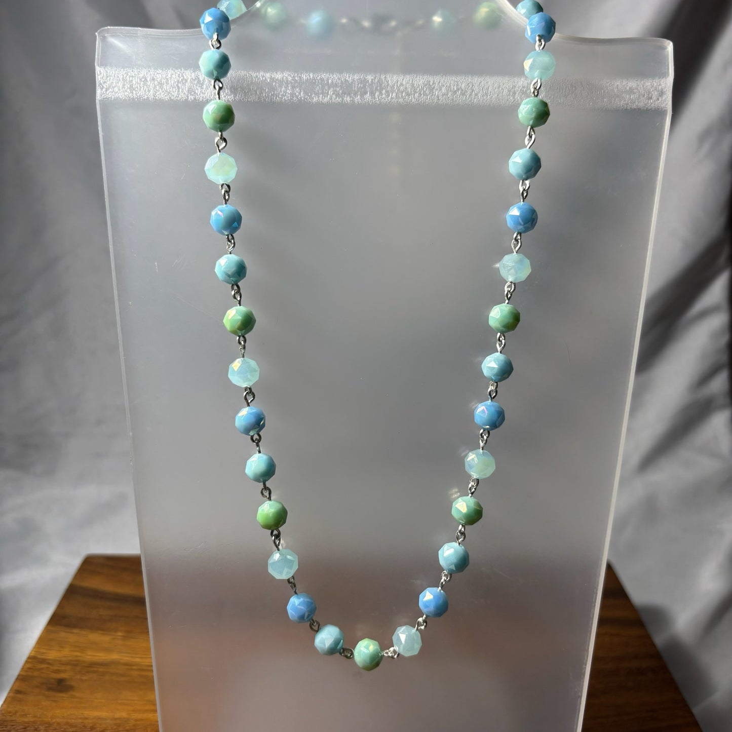 Faceted Round Beaded Necklace