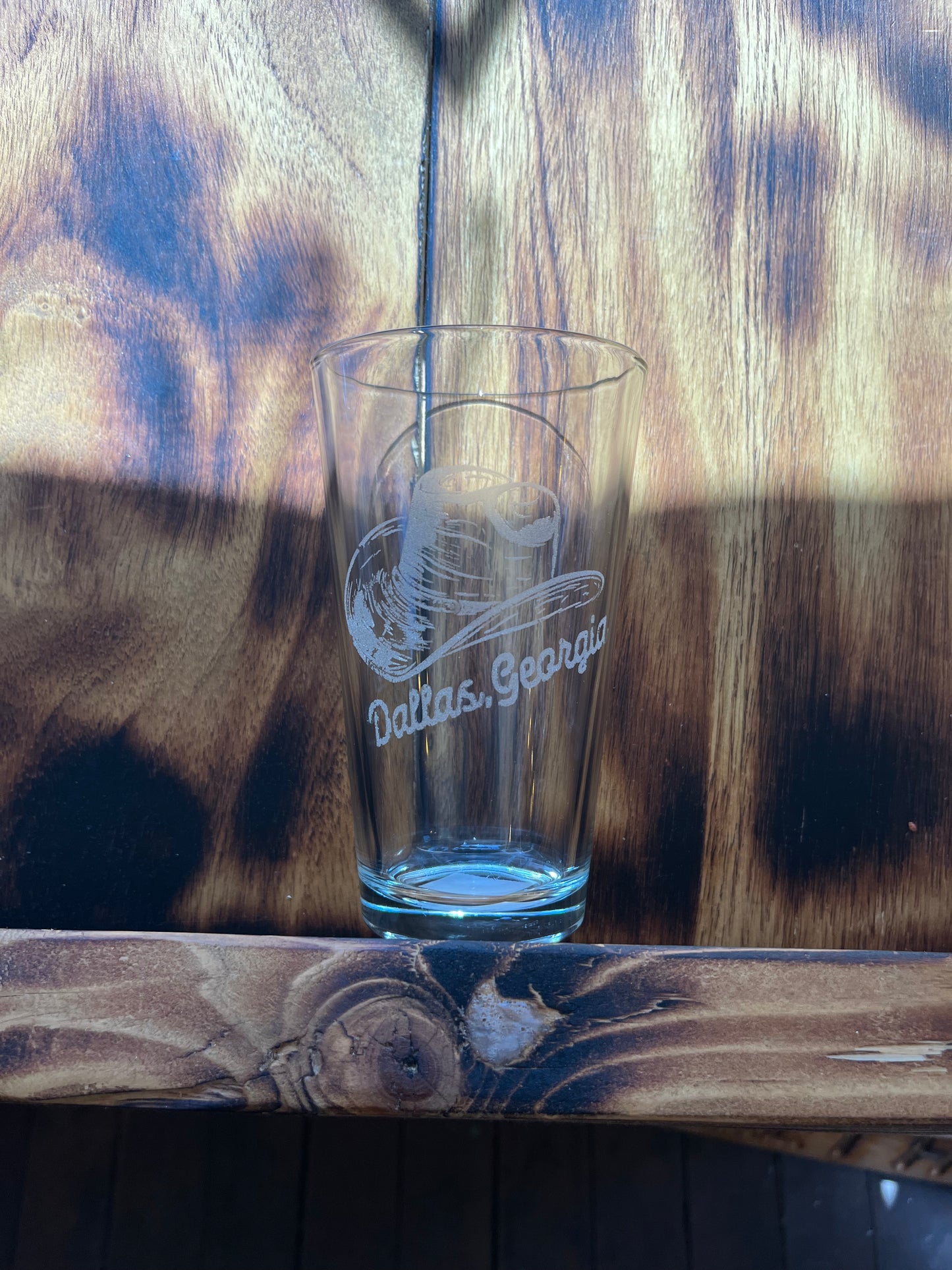 Cowboy Hat 16oz Glass Cup Dallas, Georgia