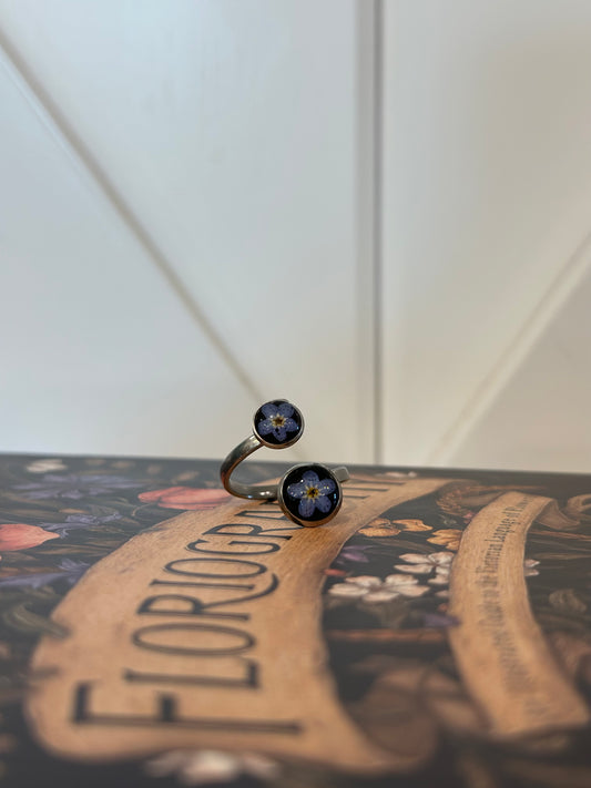 Ring with Locally Pressed Flowers