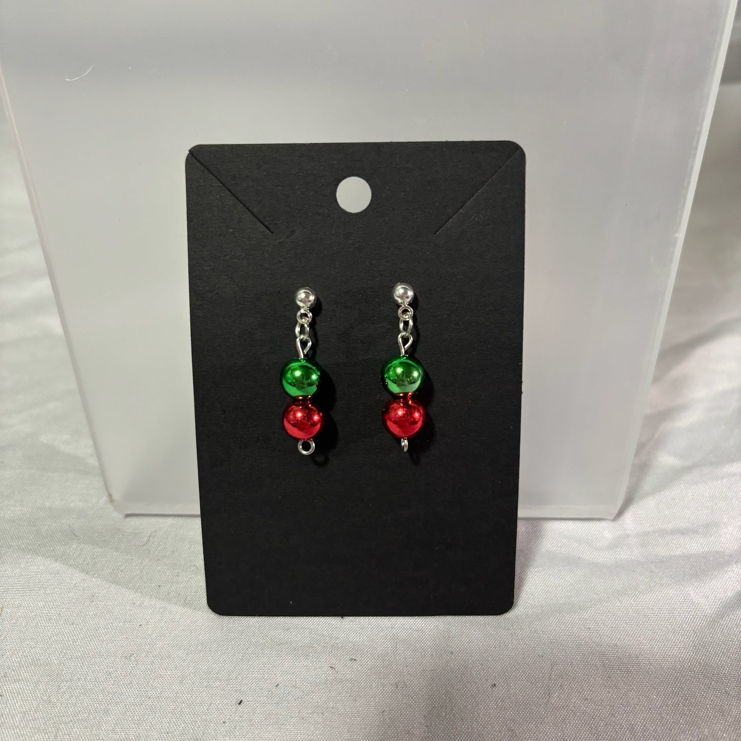 Red-Green Small Christmas Earrings
