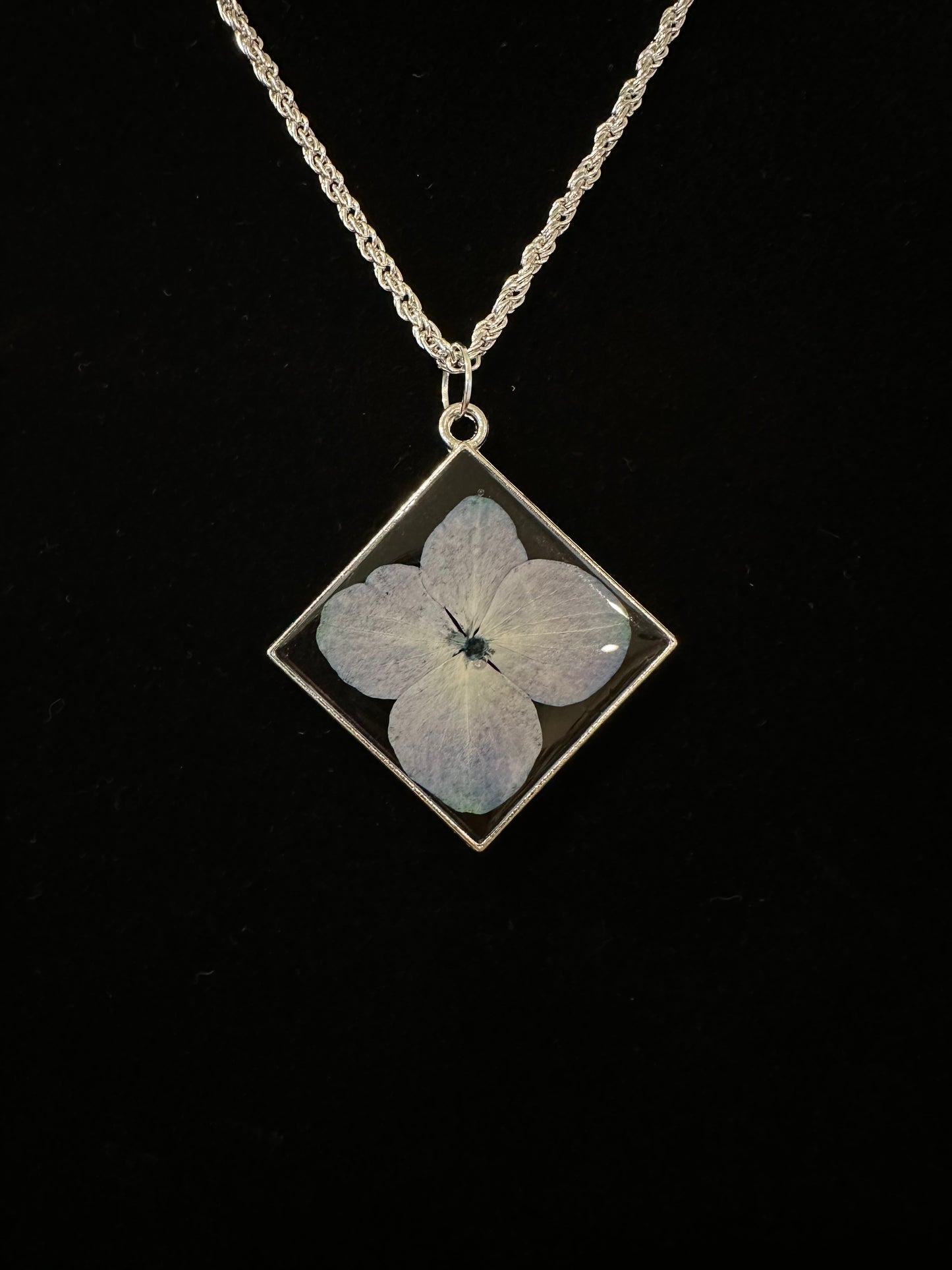 Necklace Premium