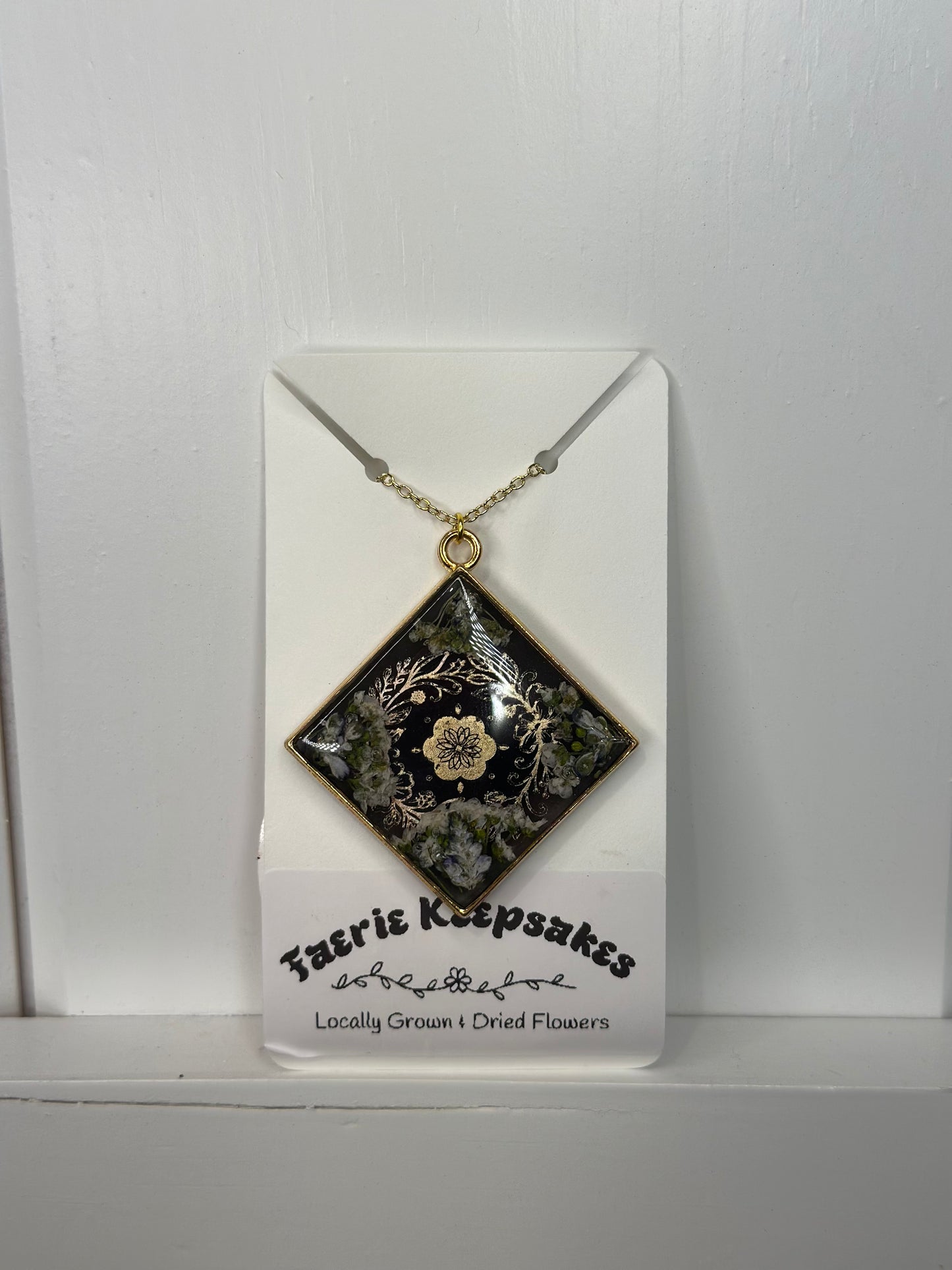 Necklace Premium