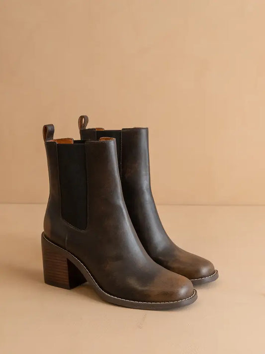 Squared Toe Chelsea Boot