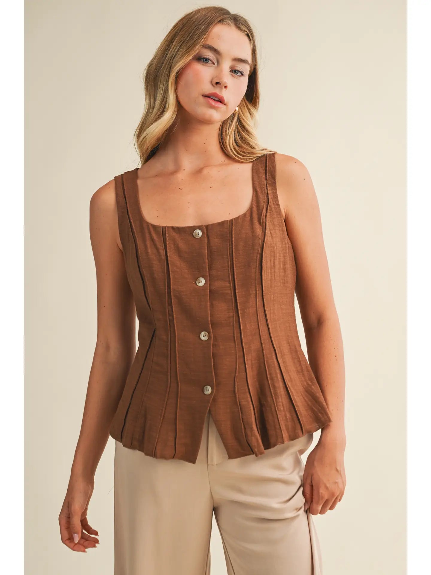 Seamed Pintuck Effect Vest