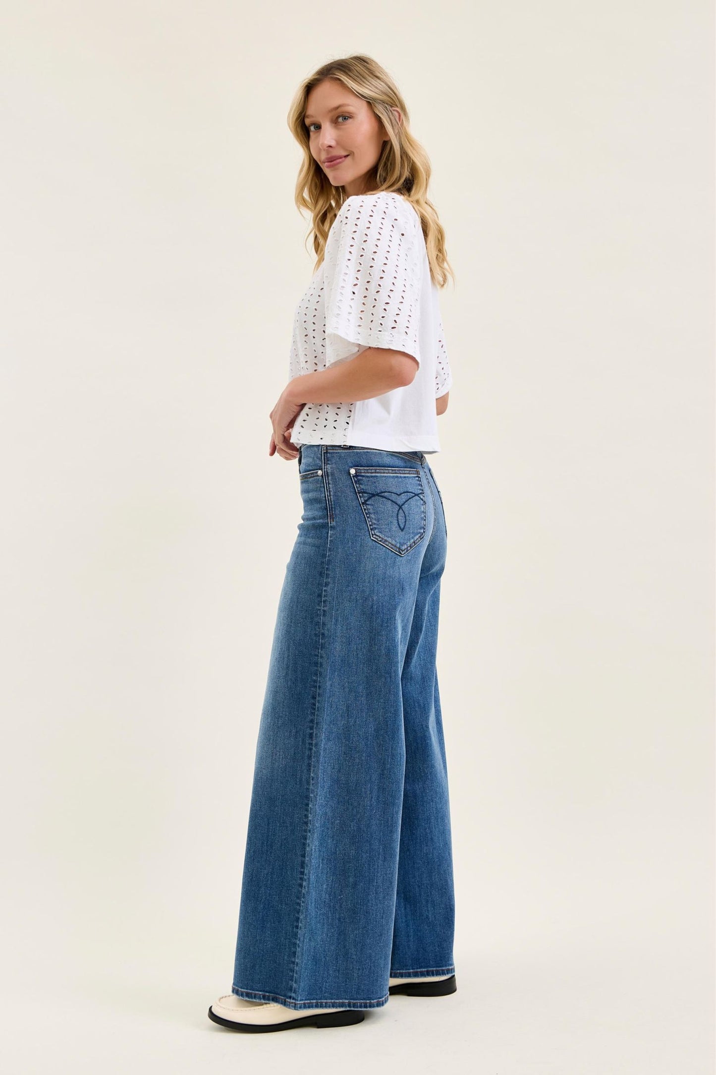 Judy Blue Palazzo- Medium Blue