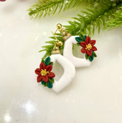 WHITE CHRSITMAS ORNAMENT W/ PONSETTIA DANGLE